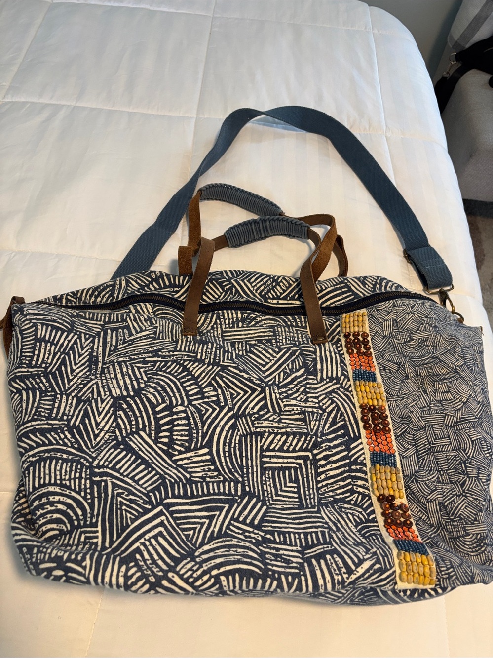 Anthropologie Jasper & Jeera Teresa Weekender Blue & White Leather Trims Bag - Picture 4 of 15